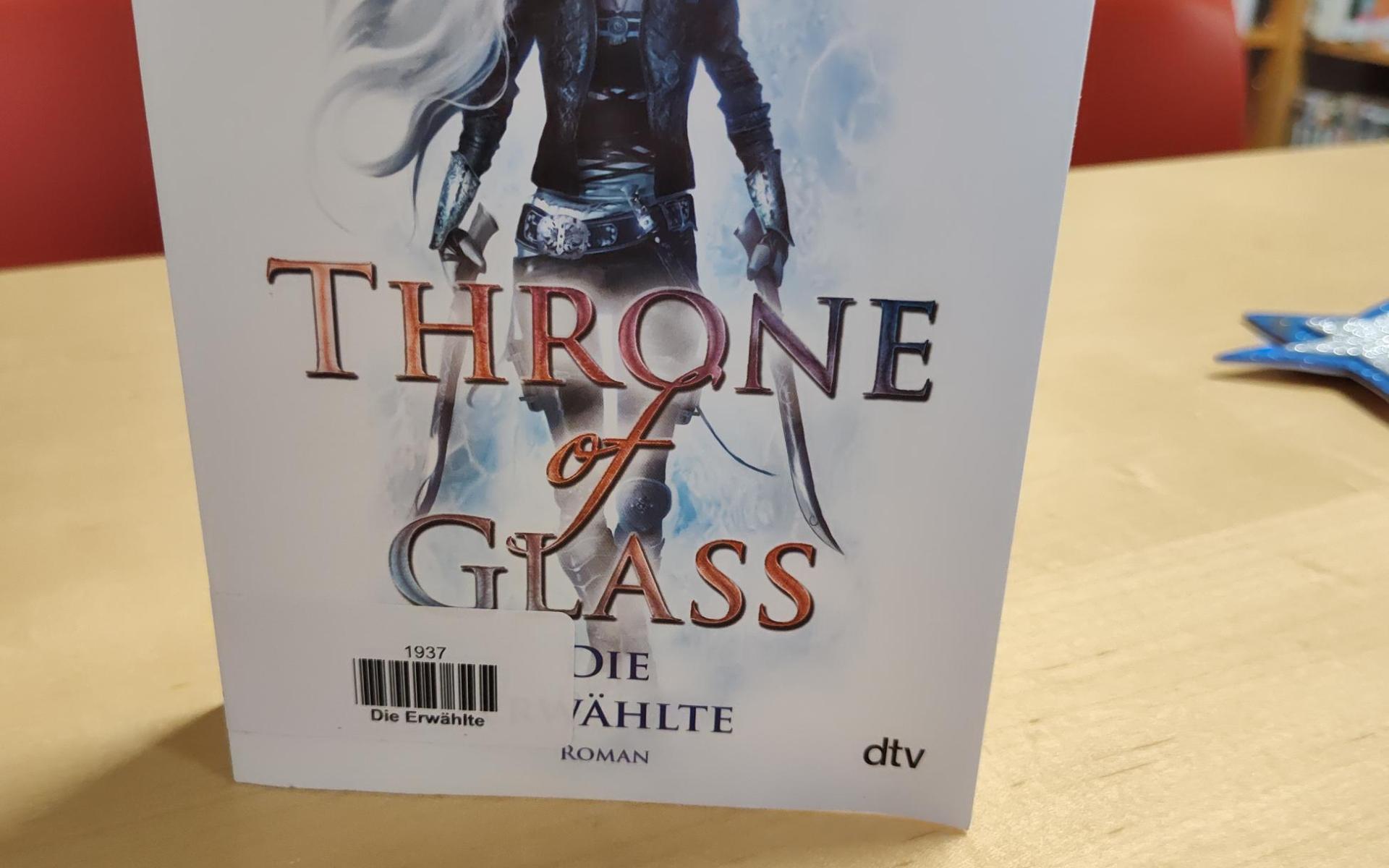 Throne of Glass